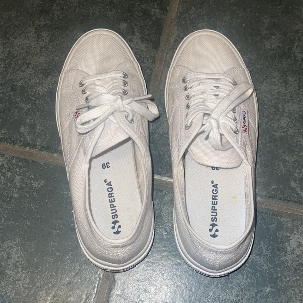 Worn only once, white Superga sneakers. Like new condition - Picture 9 of 10